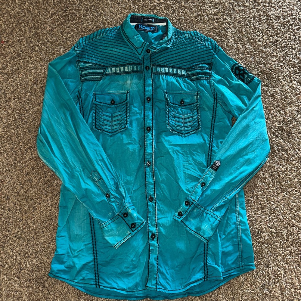 LIKE NEW men’s large ‘Roar’ aqua blue button down long sleeve top